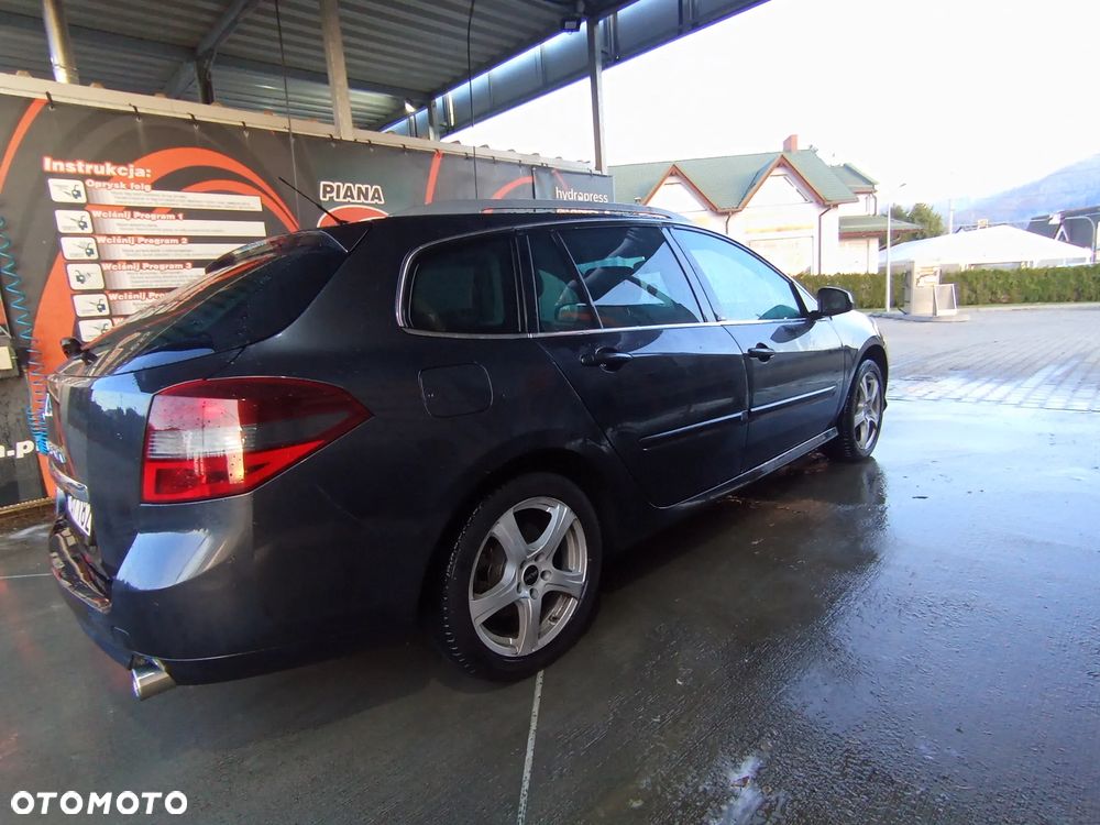 Renault Laguna dCi 150 FAP Start-Stop Dynamique - 17