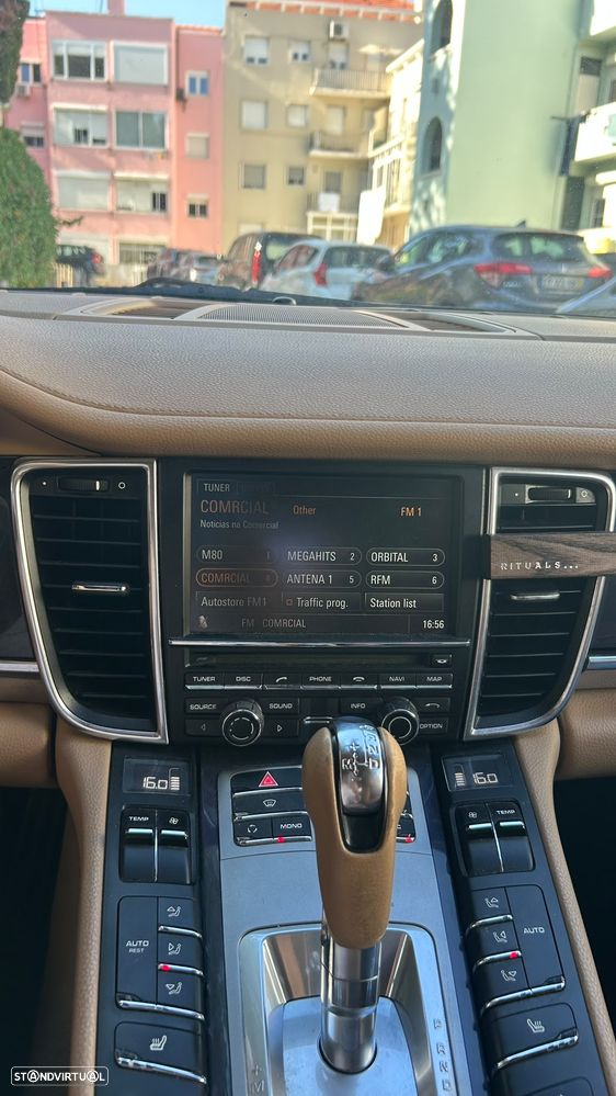 Porsche Panamera 3.0 V6 - 10