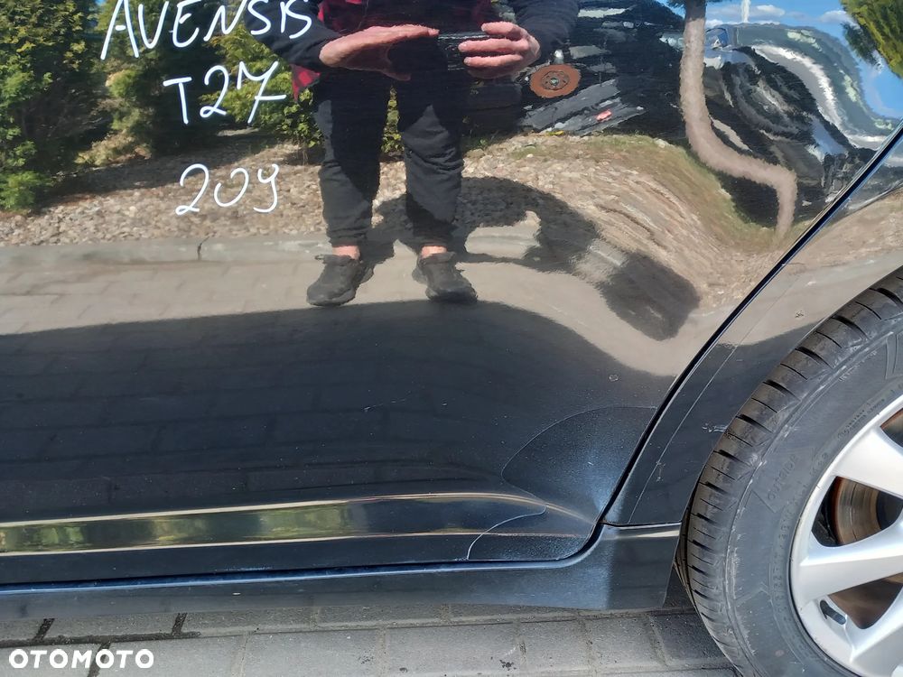 TOYOTA AVENSIS T27 DRZWI LEWE TYLNE LEWY TYŁ KOMBI KOLOR: 209 - 4