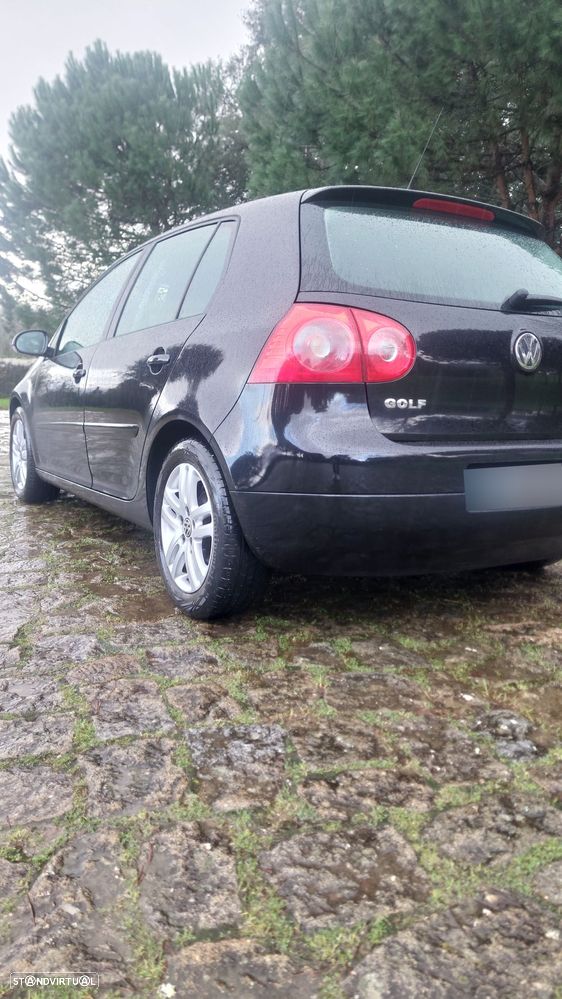 VW Golf 1.9 TDi BlueM. Confortline - 5