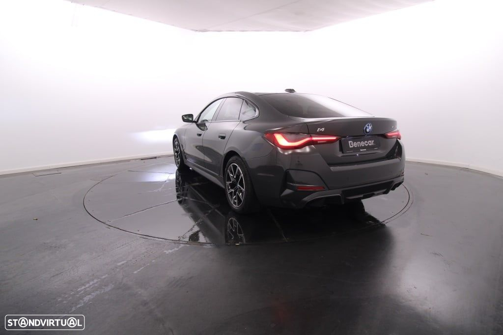 BMW i4 eDrive35 Pack Desportivo M - 5