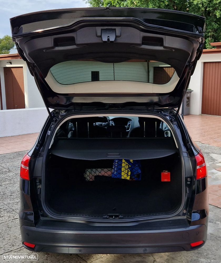 Ford Focus SW - 6