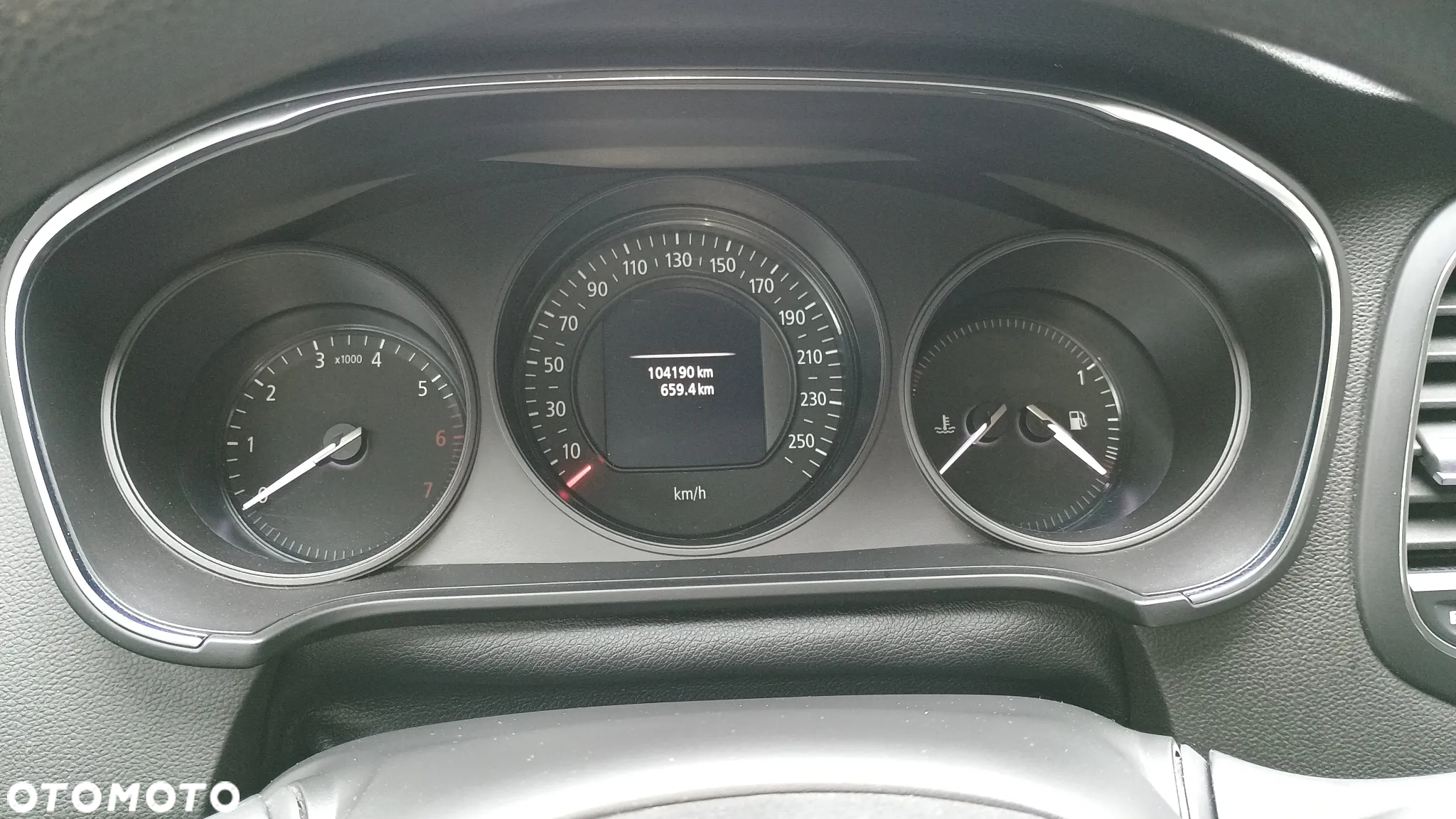 Renault Megane 1.3 TCe FAP Intens - 11