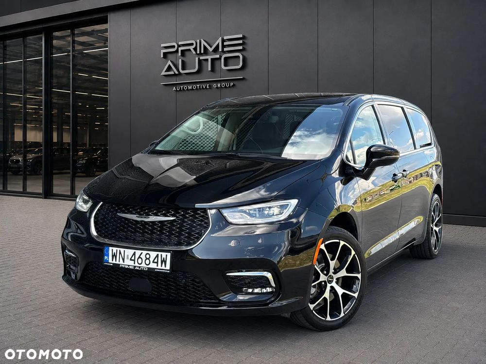 Chrysler Pacifica - 4