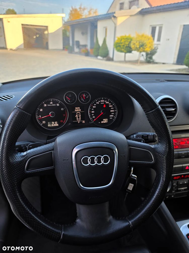 Audi A3 Sportback - 16