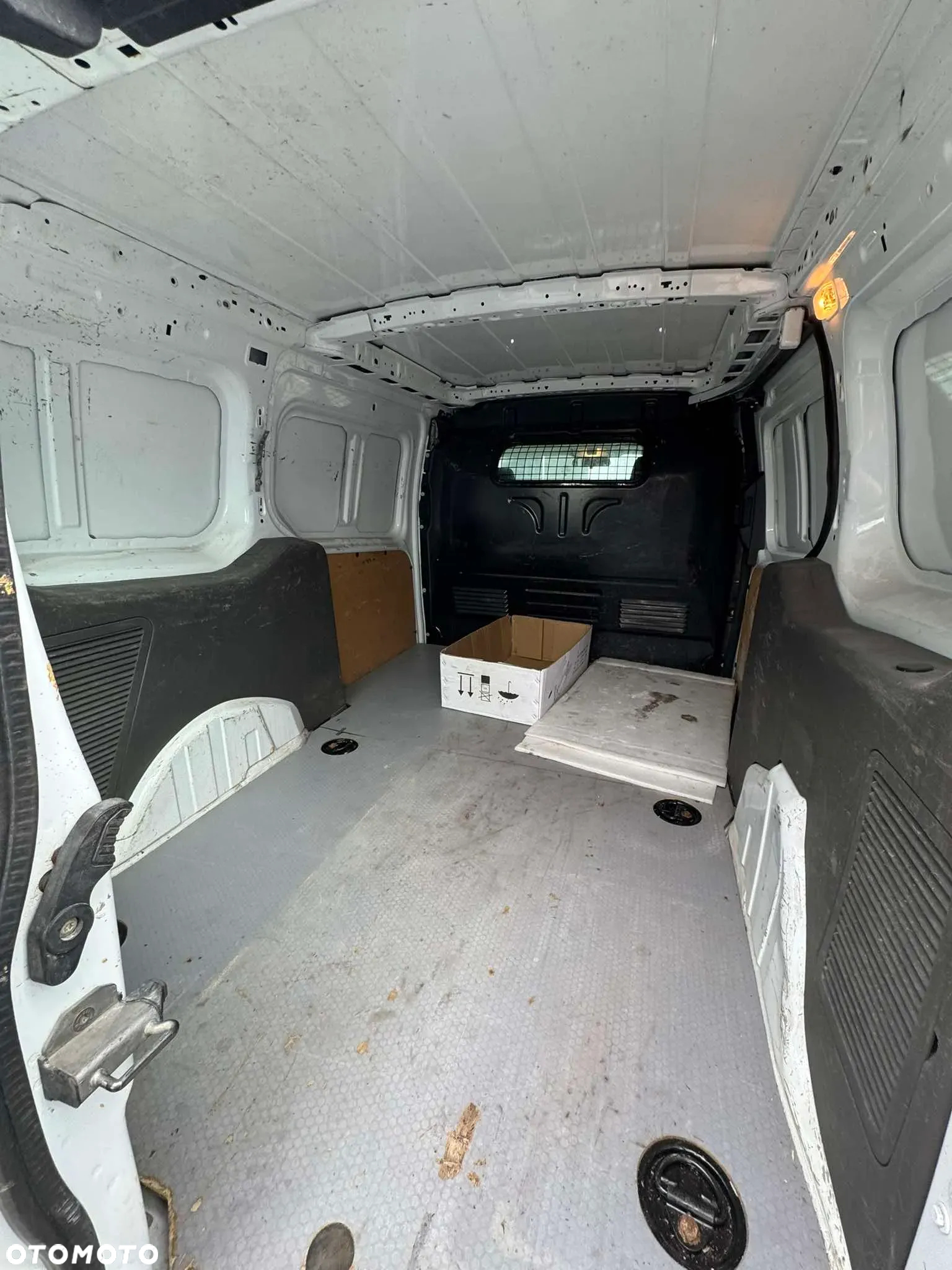 Ford Transit Connect 240 L2 LKW Trend - 6