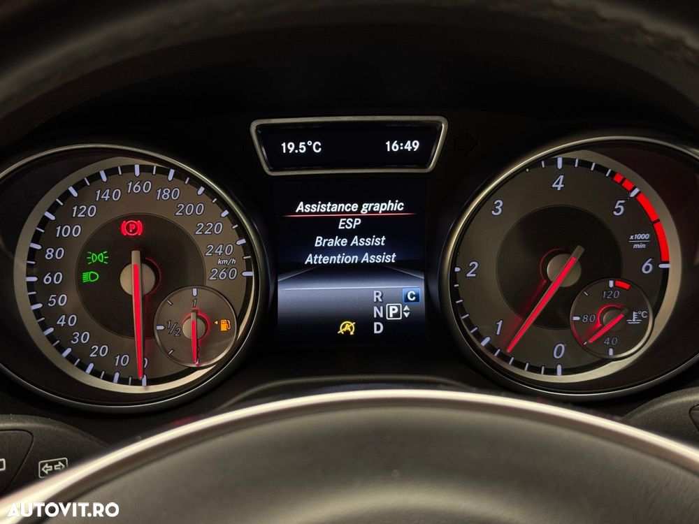 MERCEDES-BENZ GLA 2016 — imagine 13