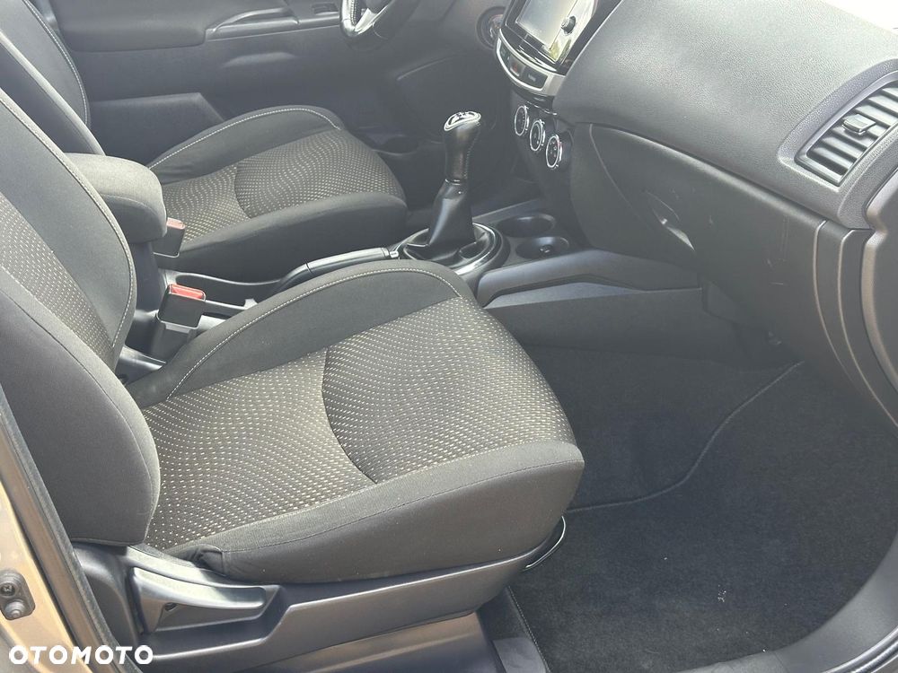 Mitsubishi ASX 1.6 2WD Diamant Edition - 10