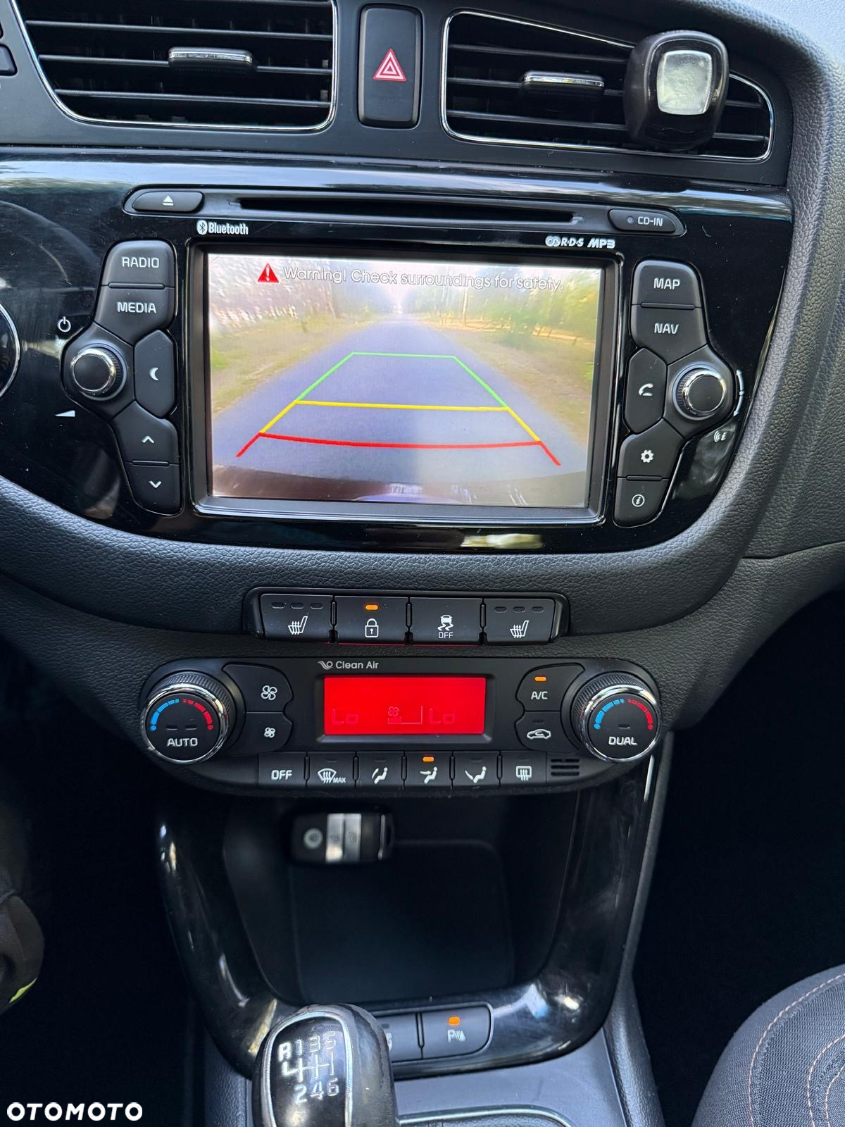 Kia Ceed 1.6 GDI Fifa World Cup Edition - 25