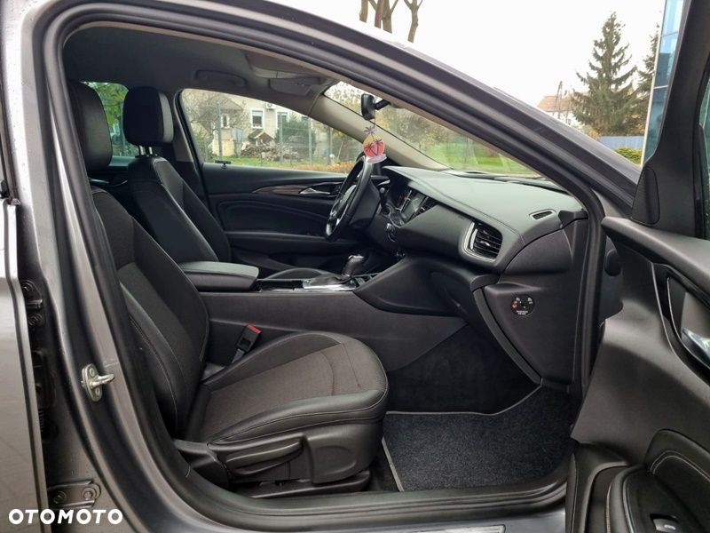 Opel Insignia 2.0 CDTI automatik Business Innovation - 17