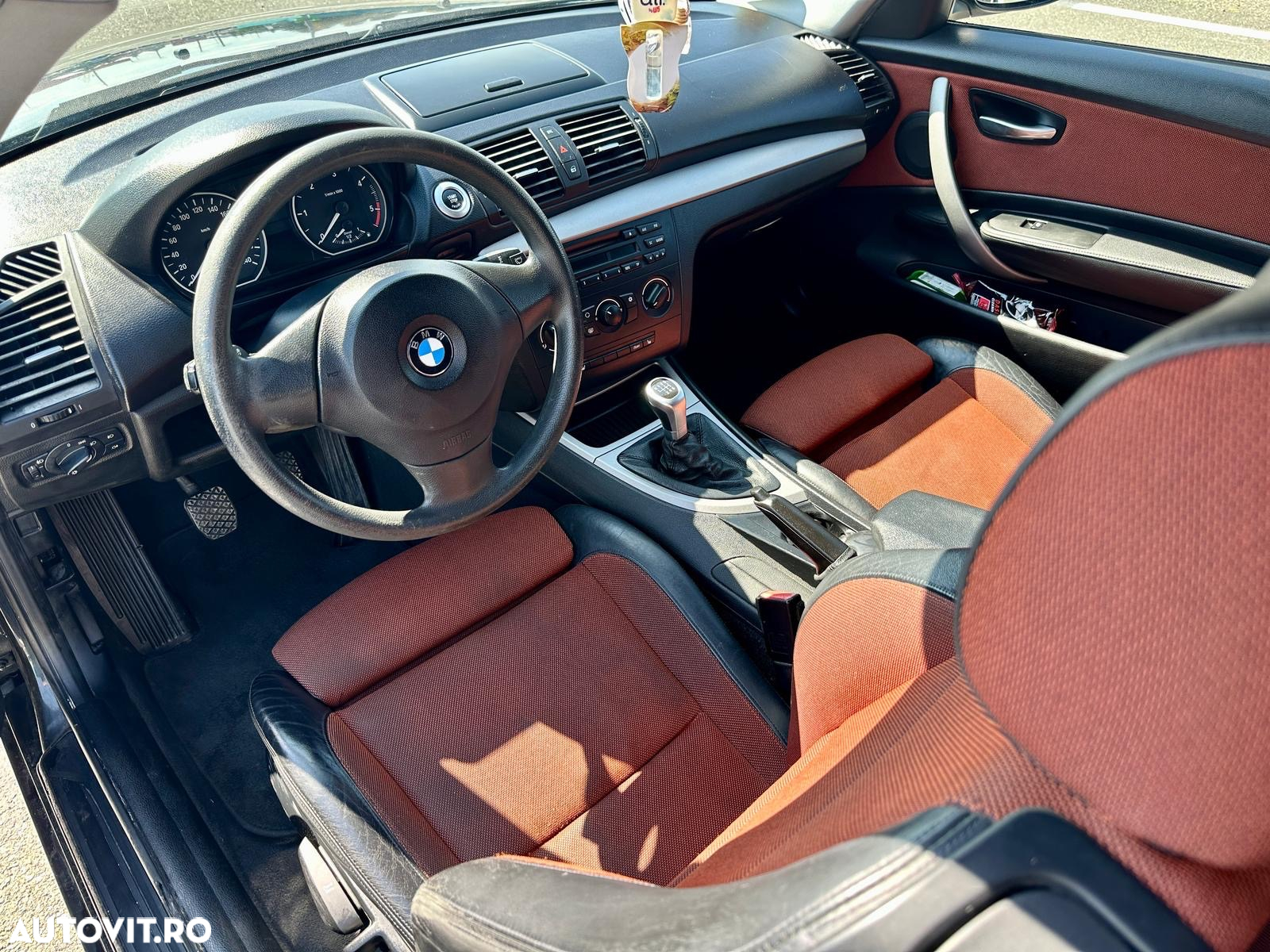BMW Seria 1 118d - 2