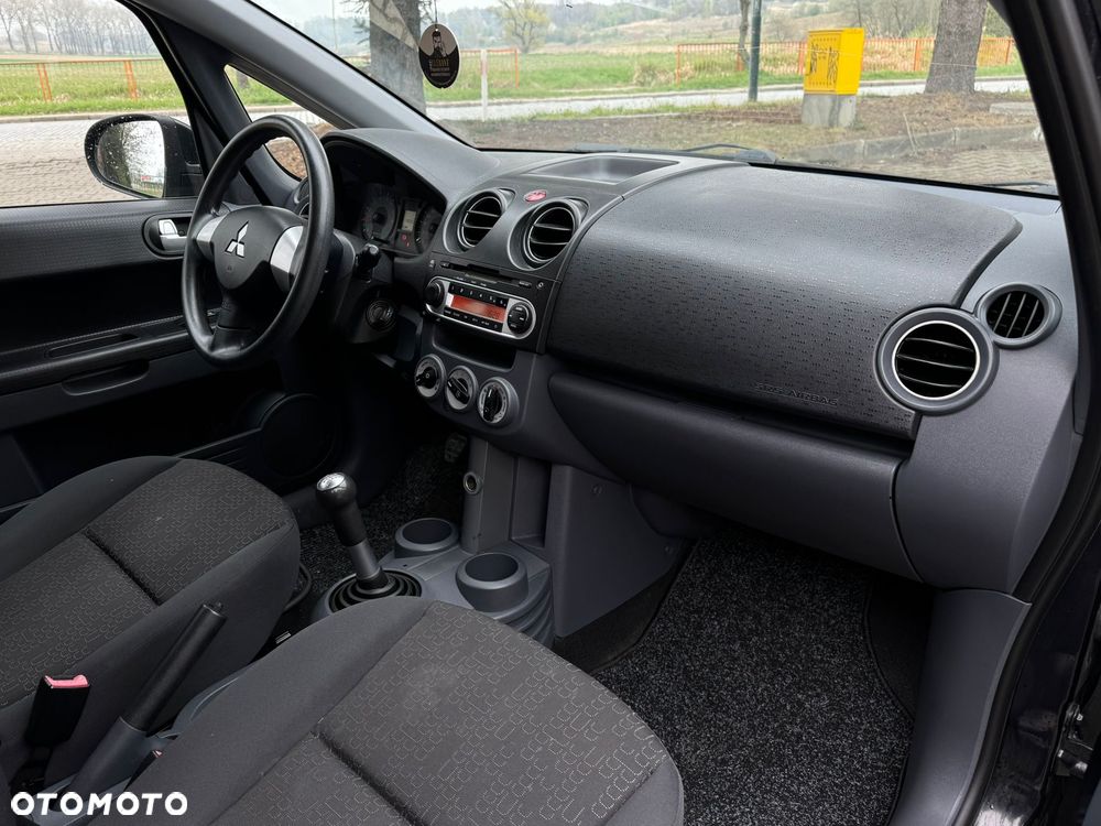 Mitsubishi Colt 1.1 Invite - 7