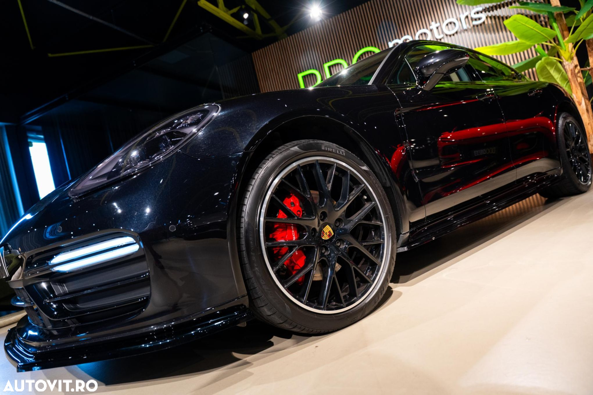 Porsche Panamera - 3