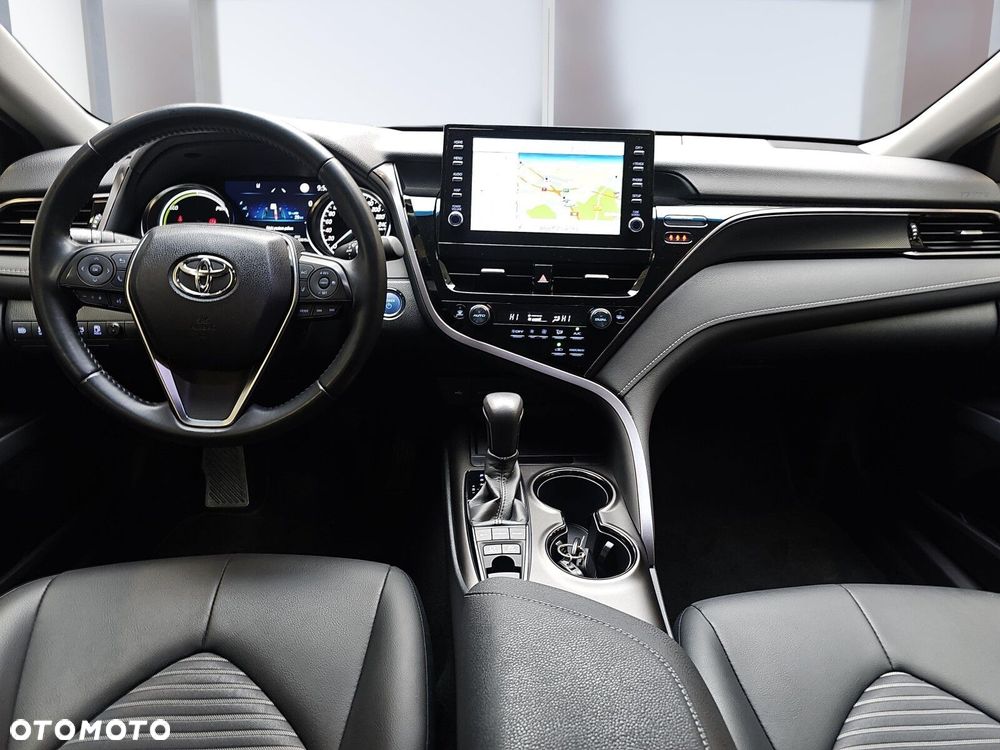 Toyota Camry 2.5 Hybrid Prestige CVT - 8