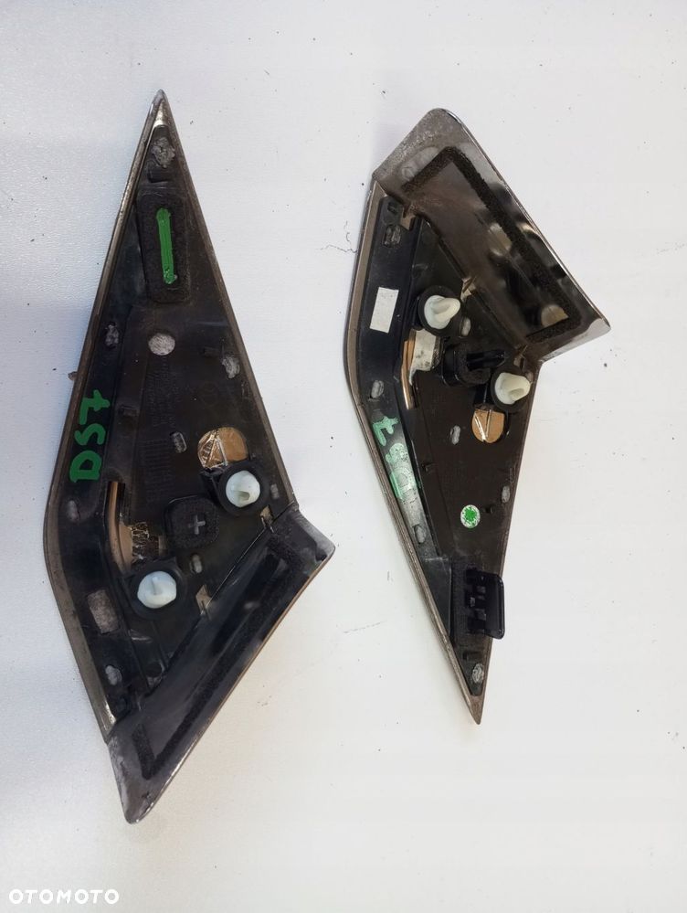 Trójkąt błotnika CITROEN DS7 CHROM 9824578577 9824578597 - 2