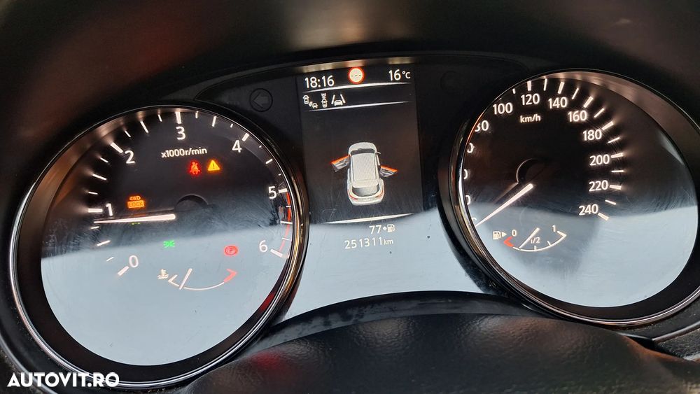 Nissan Qashqai 1.6 DCI ALL-MODE 4x4i Black Edition - 15