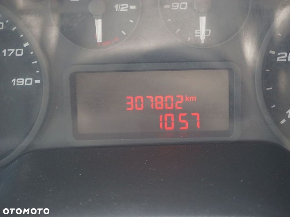 Iveco DAILY 35C15 - 8