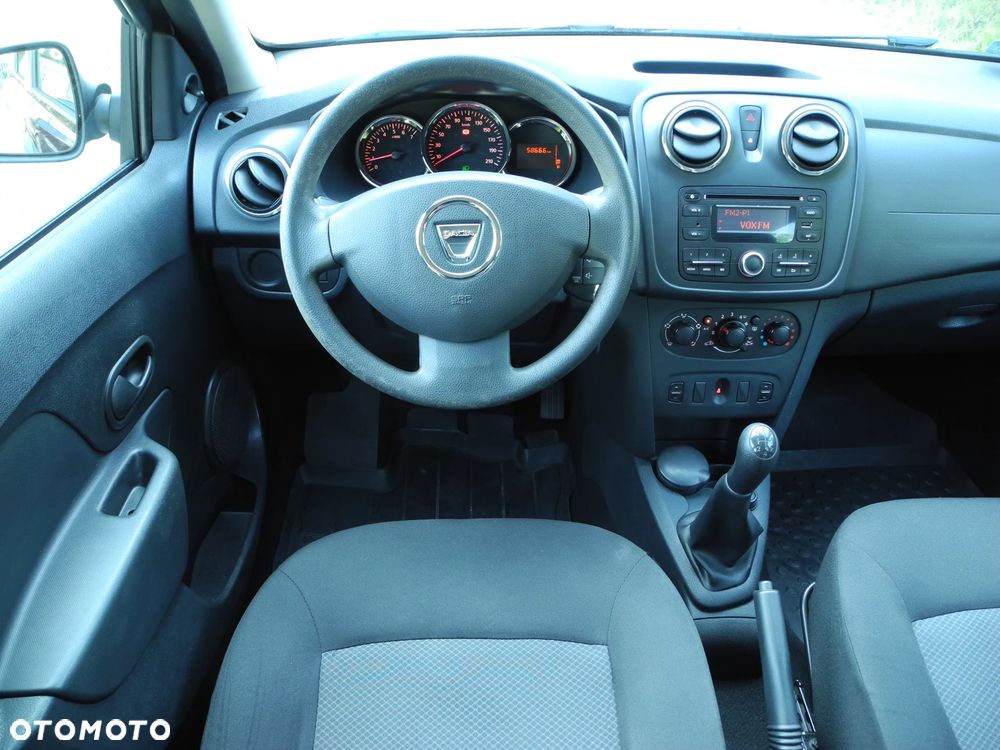 Dacia Sandero - 6