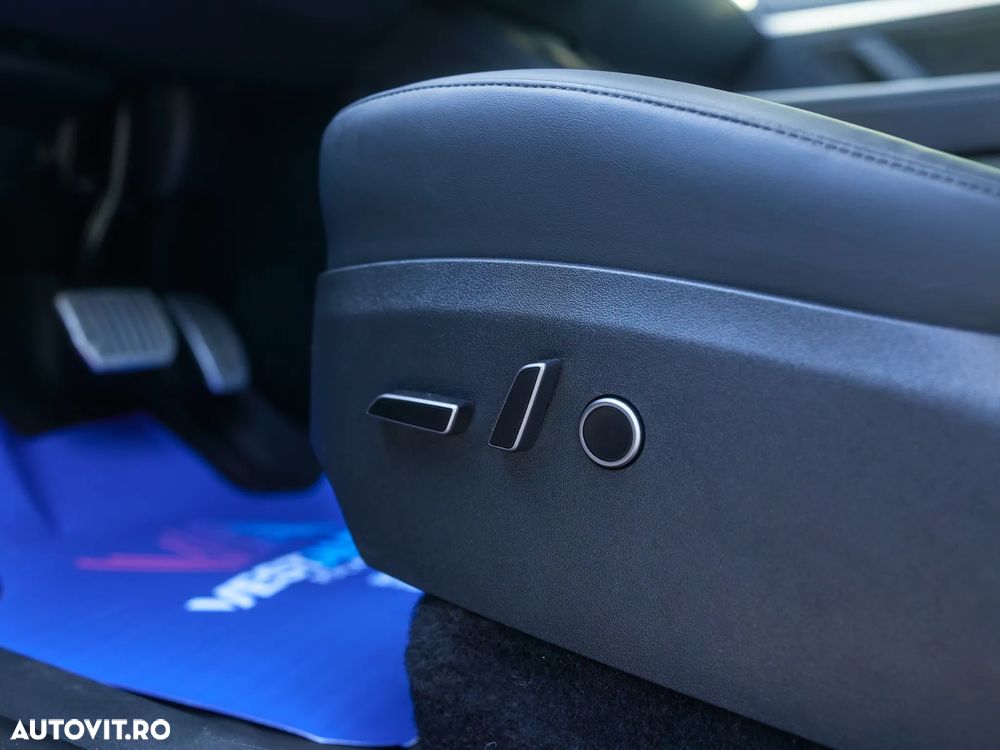 Tesla Model Y - 27
