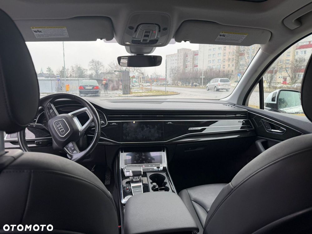 Audi Q7 - 6