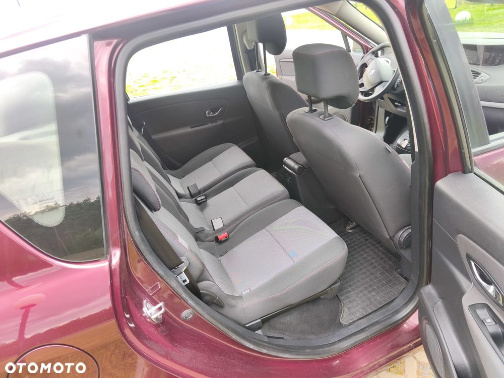 Renault Scenic - 26