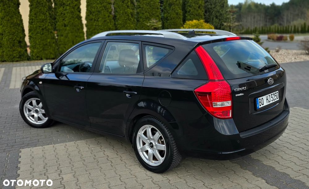 Kia Ceed 1.6 CVVT LX - 17