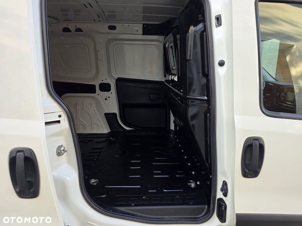 Fiat DOBLO - 12