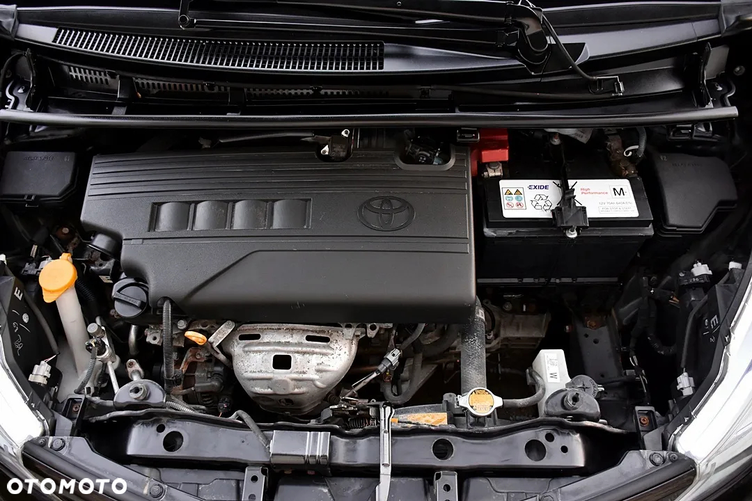Toyota Yaris 1.33 Business Edition - 26