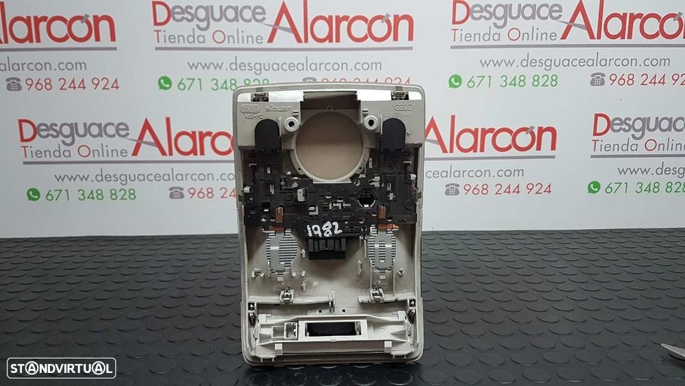 LUZ INTERIOR AUDI A3 SPORTBACK (8P) 2.0 TDI AMBITION - 2