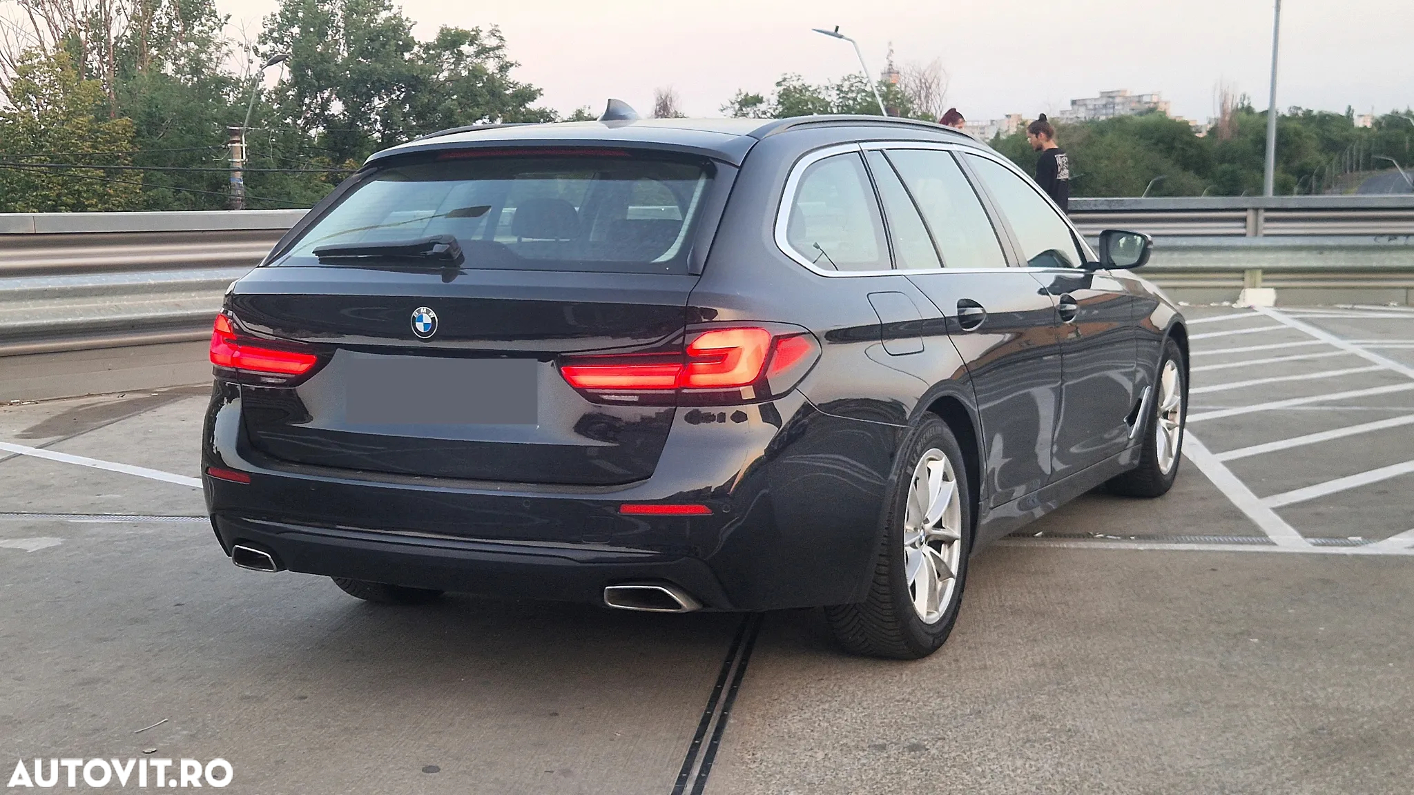 BMW Seria 5 520d Touring Aut. Luxury Line - 5