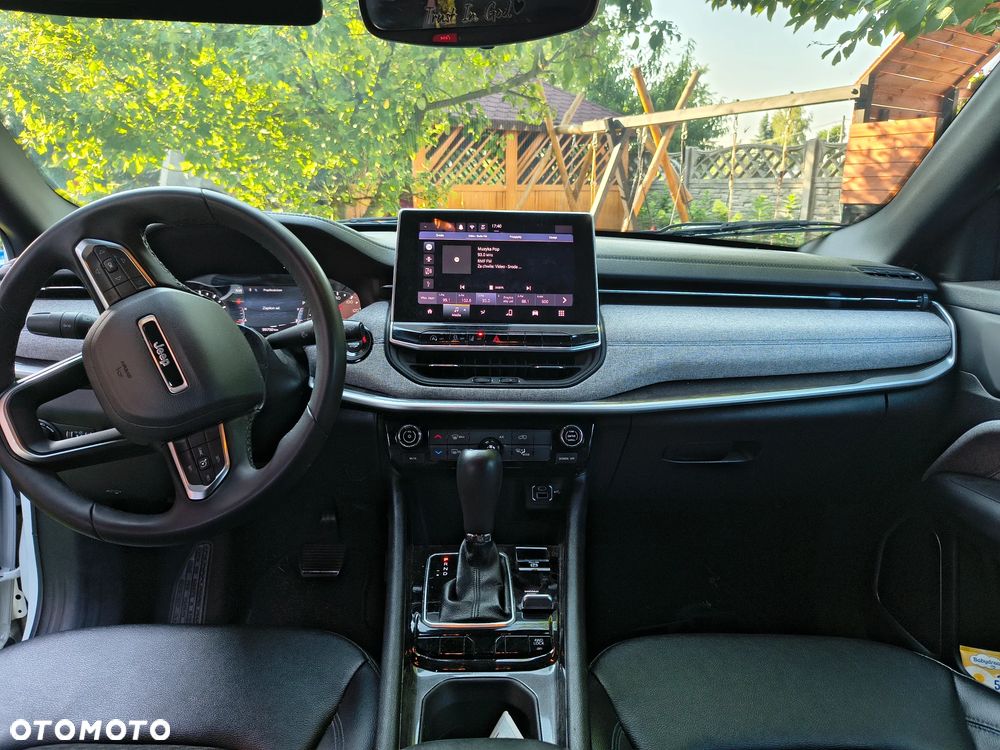 Jeep Compass - 17