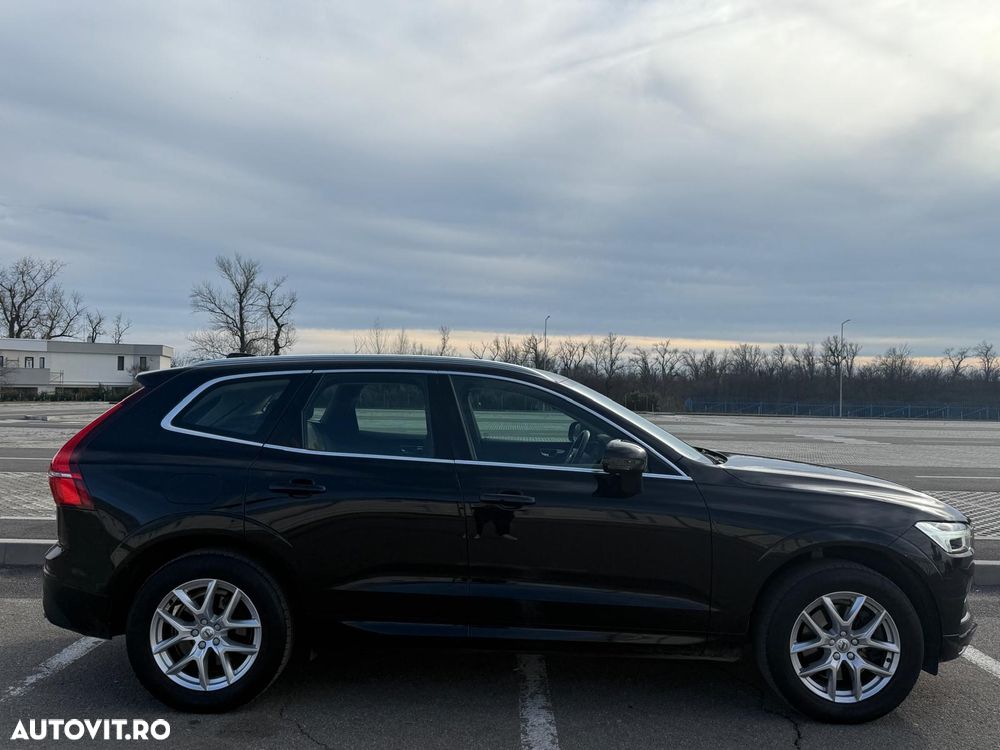 Volvo XC 60 D4 AWD Geartronic Momentum - 26