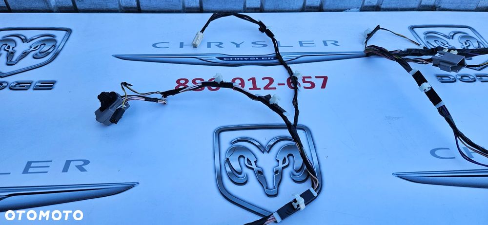 Dodge Durango III LIFT 2021-2025 Kompletna instalacja klapy bagażnika Wiązka klapy Przewód elektryczny P68401348AA - 2
