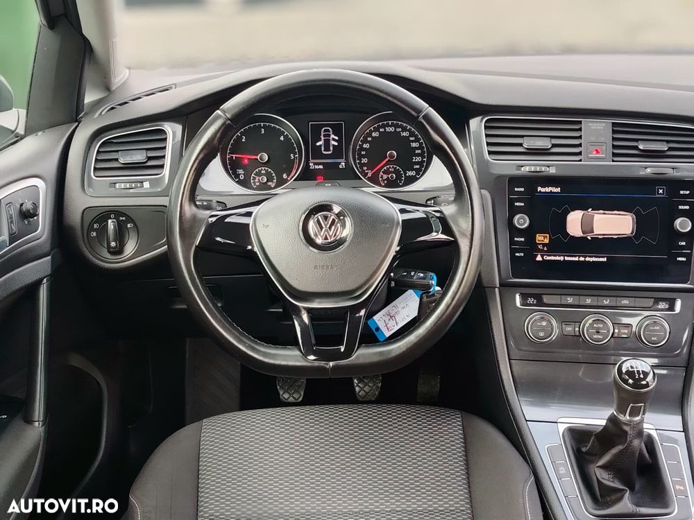 Volkswagen Golf 1.6 TDI (BlueMotion Technology) Comfortline - 4