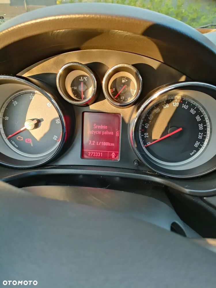 Opel Insignia 2.0 CDTI Edition - 11