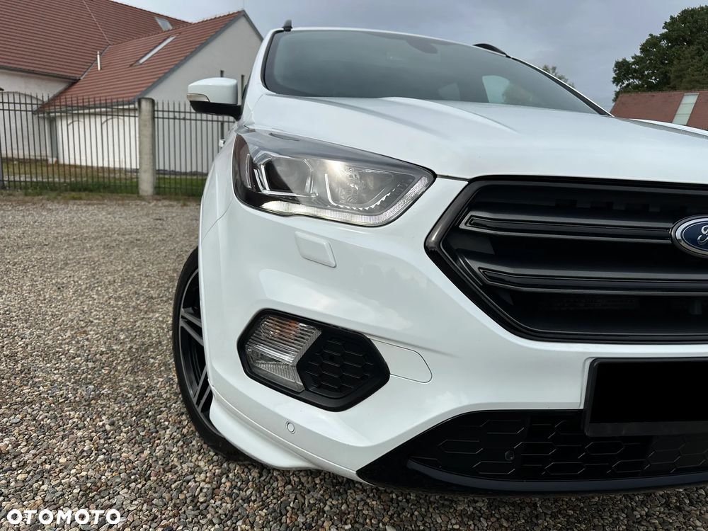 Ford Kuga 1.5 EcoBoost 2x4 ST-Line - 10