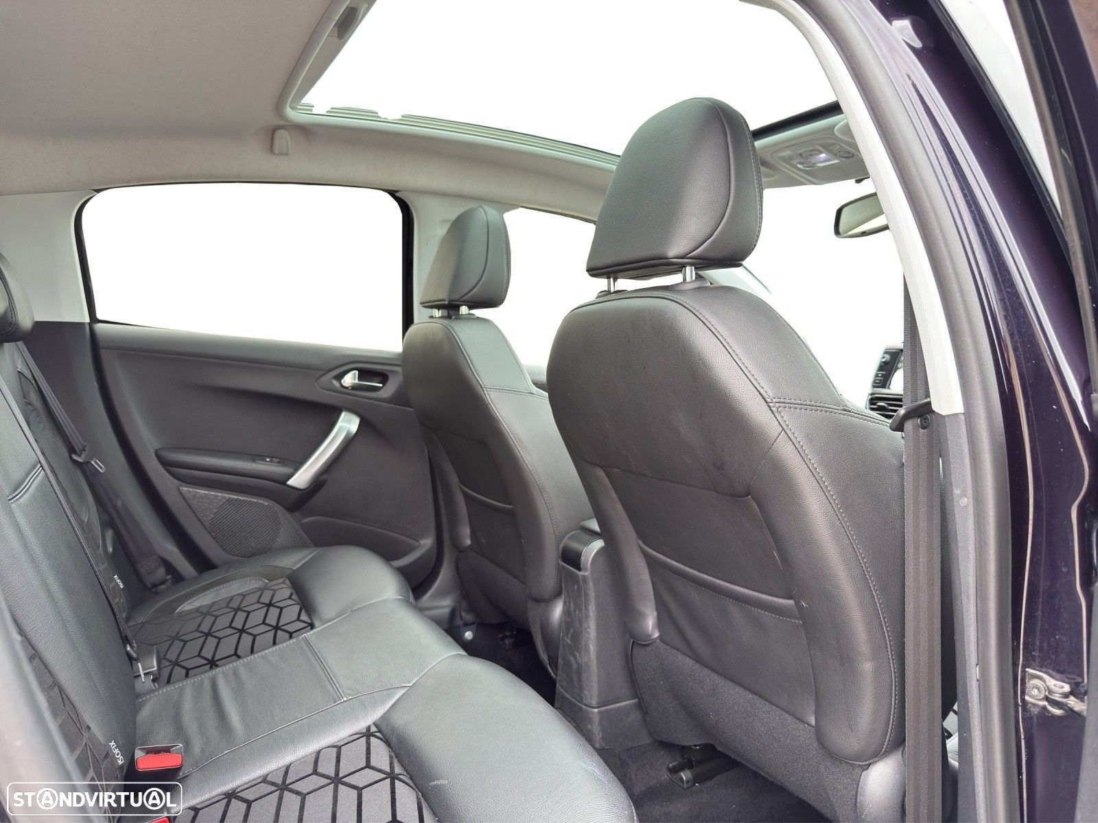 Peugeot 208 PureTech 110 Stop & Start EAT6 Signature - 15