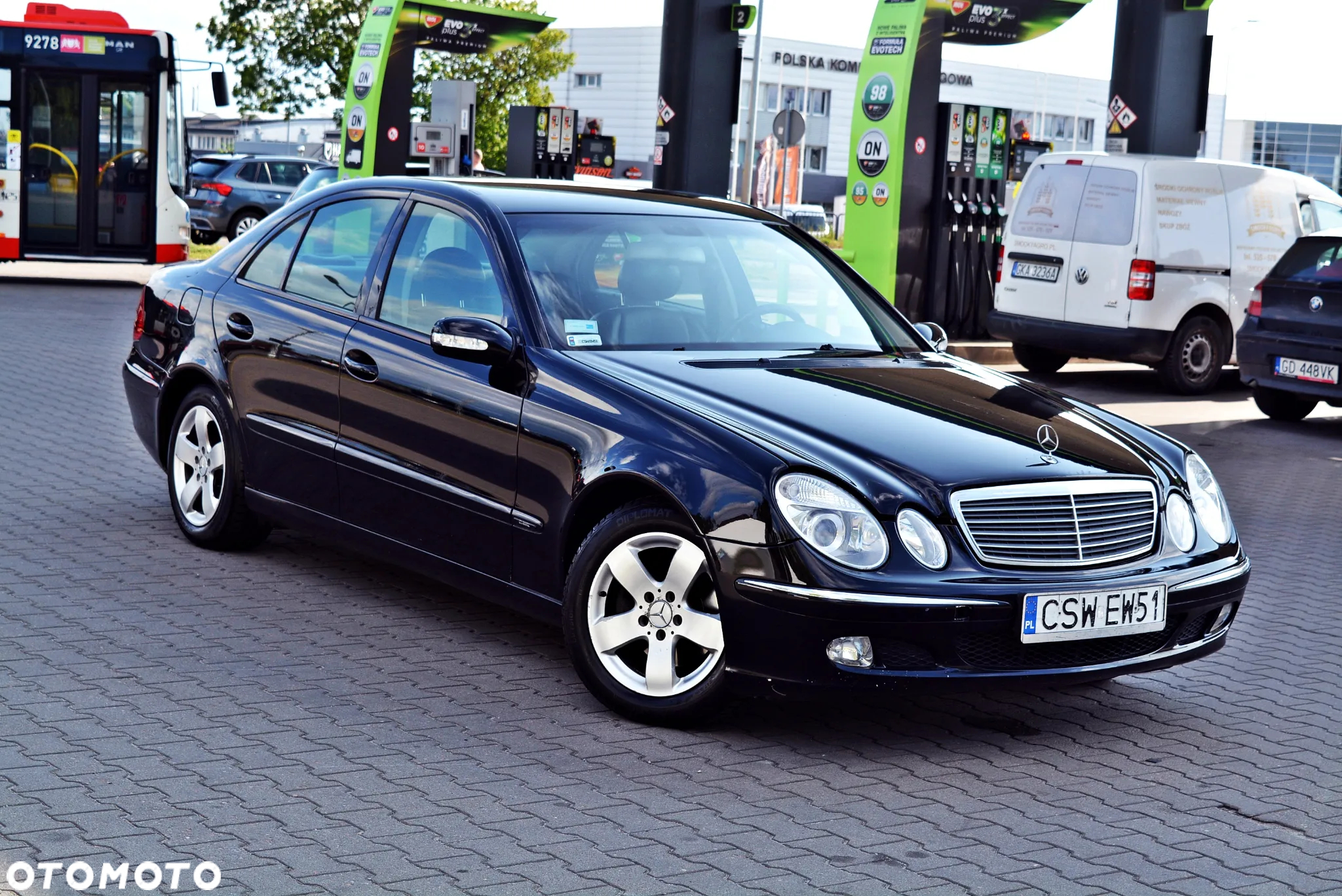 Mercedes-Benz Klasa E 200 CDI Classic - 16