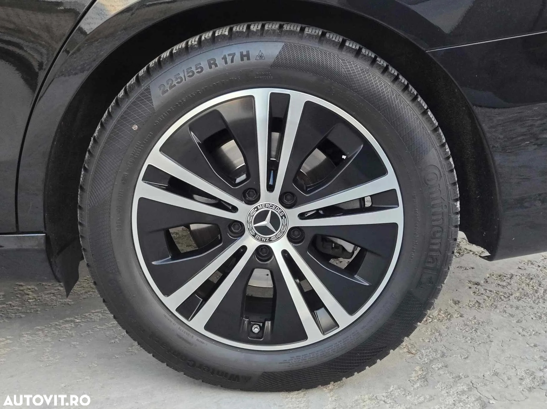 Mercedes-Benz E 220 d T 9G-TRONIC Avantgarde - 39