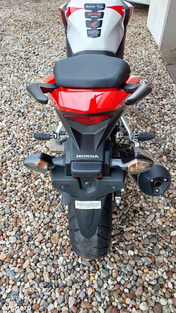 Honda CB - 16