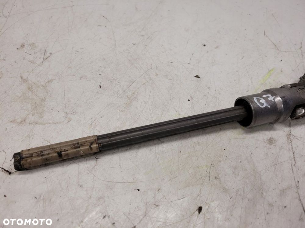 KRZYŻAK DRĄŻEK KOLUMNY KIEROWNICZEJ AUDI Q7 4L - 2