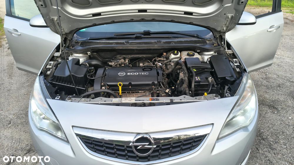 Opel Astra 1.6 Automatik Selection - 26