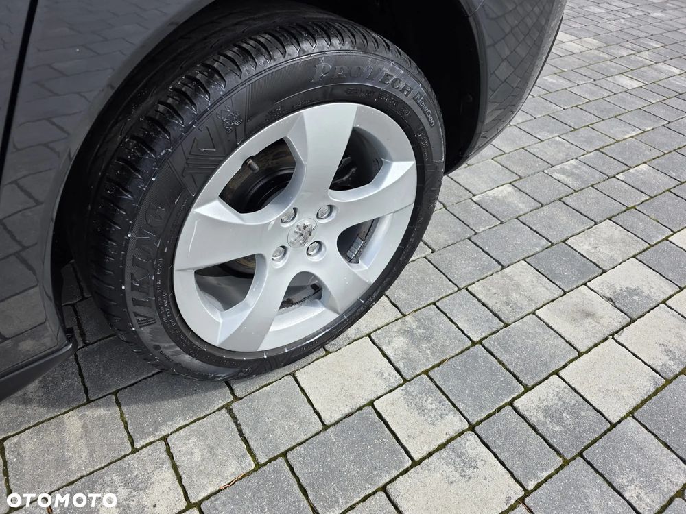 Peugeot 3008 155 THP Allure - 16