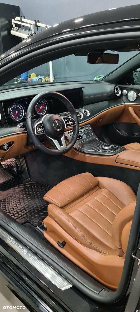 Mercedes-Benz Klasa E 200 4-Matic 9G-TRONIC - 4
