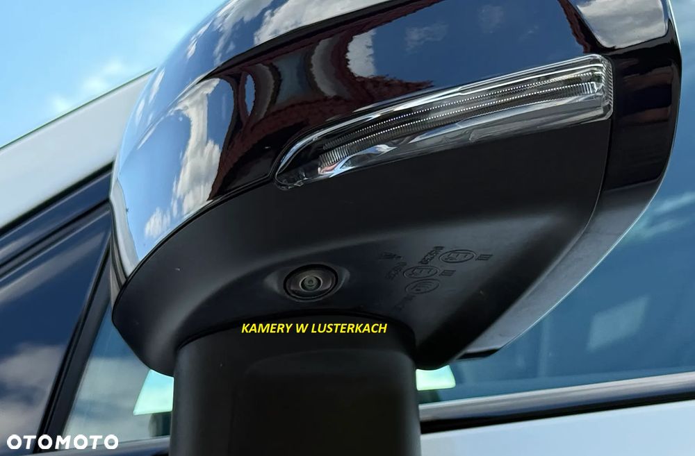 Volvo XC 60 B4 B Plus Dark - 31