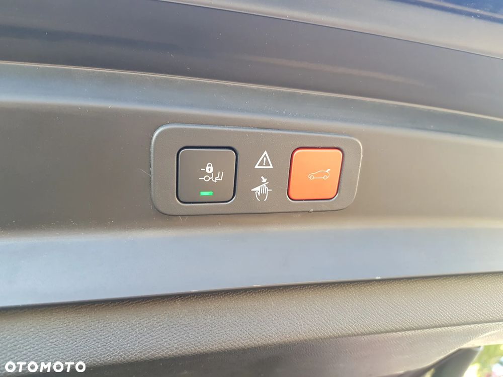 Peugeot 5008 2.0 BlueHDI GT S&S EAT8 - 34