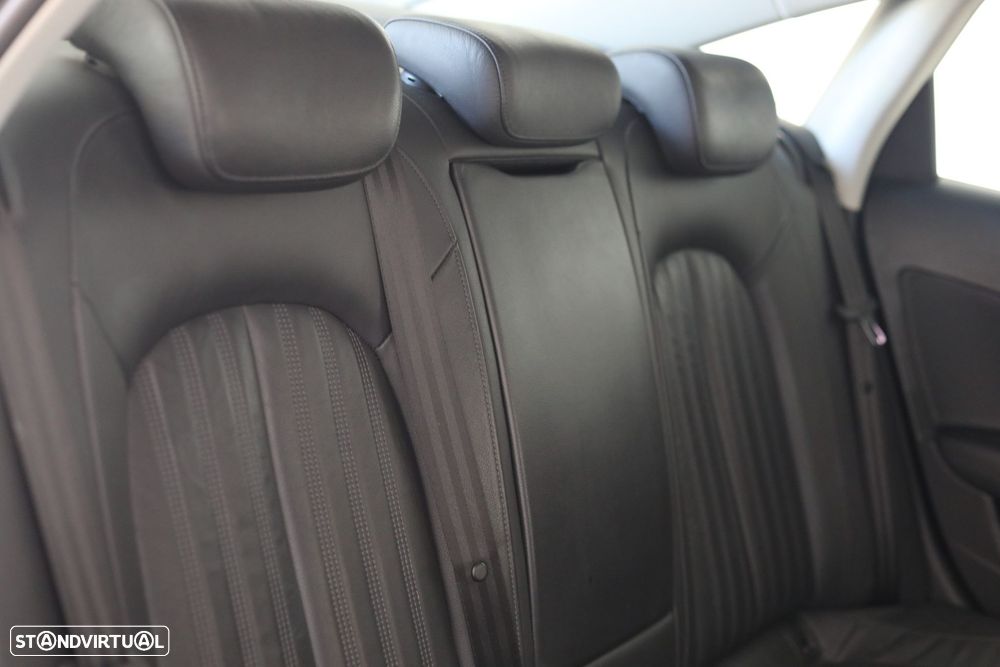Audi A6 2.0 TDI Business Line S tronic - 13