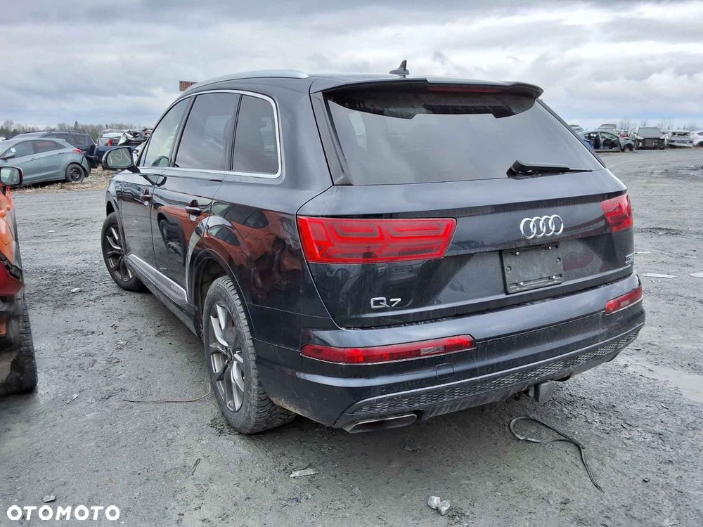Audi Q7 - 3