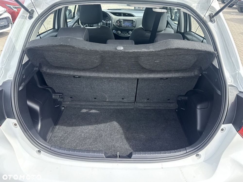 Toyota Yaris Hybrid 100 Premium EU6 - 25