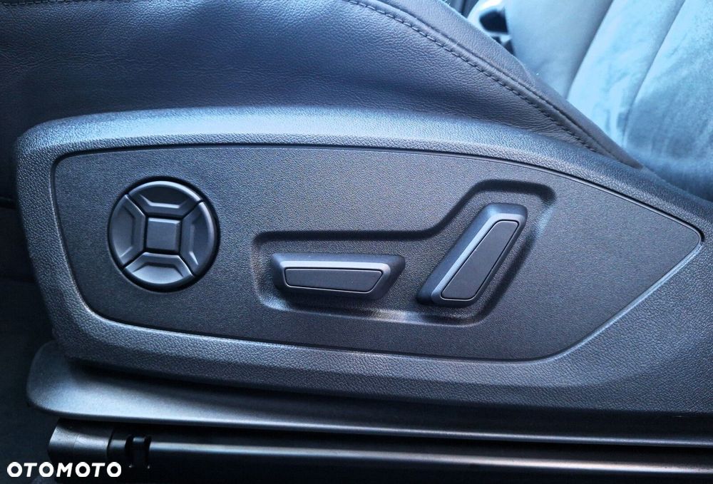 Audi Q3 Sportback - 28